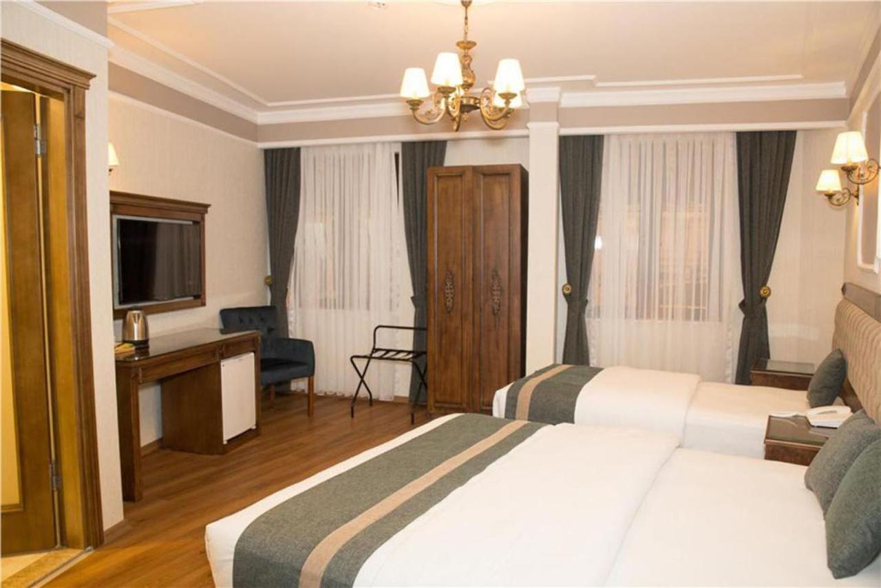 Hotel Ahmet Efendi Konagi Estambul Exterior foto A room at the hotel