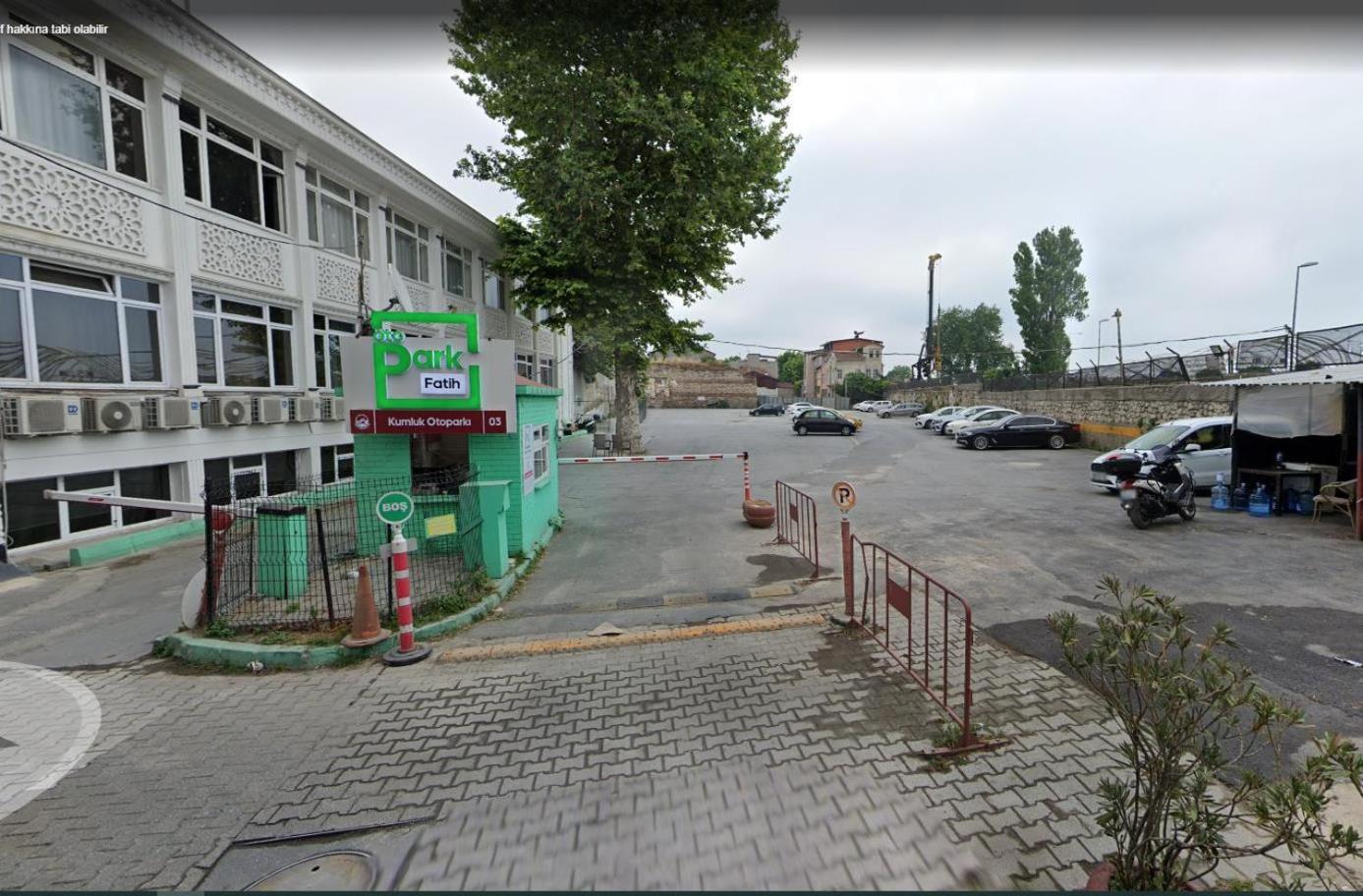 Hotel Ahmet Efendi Konagi Estambul Exterior foto The bus stop