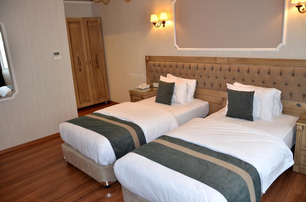 Hotel Ahmet Efendi Konagi Estambul Exterior foto A room at the hotel
