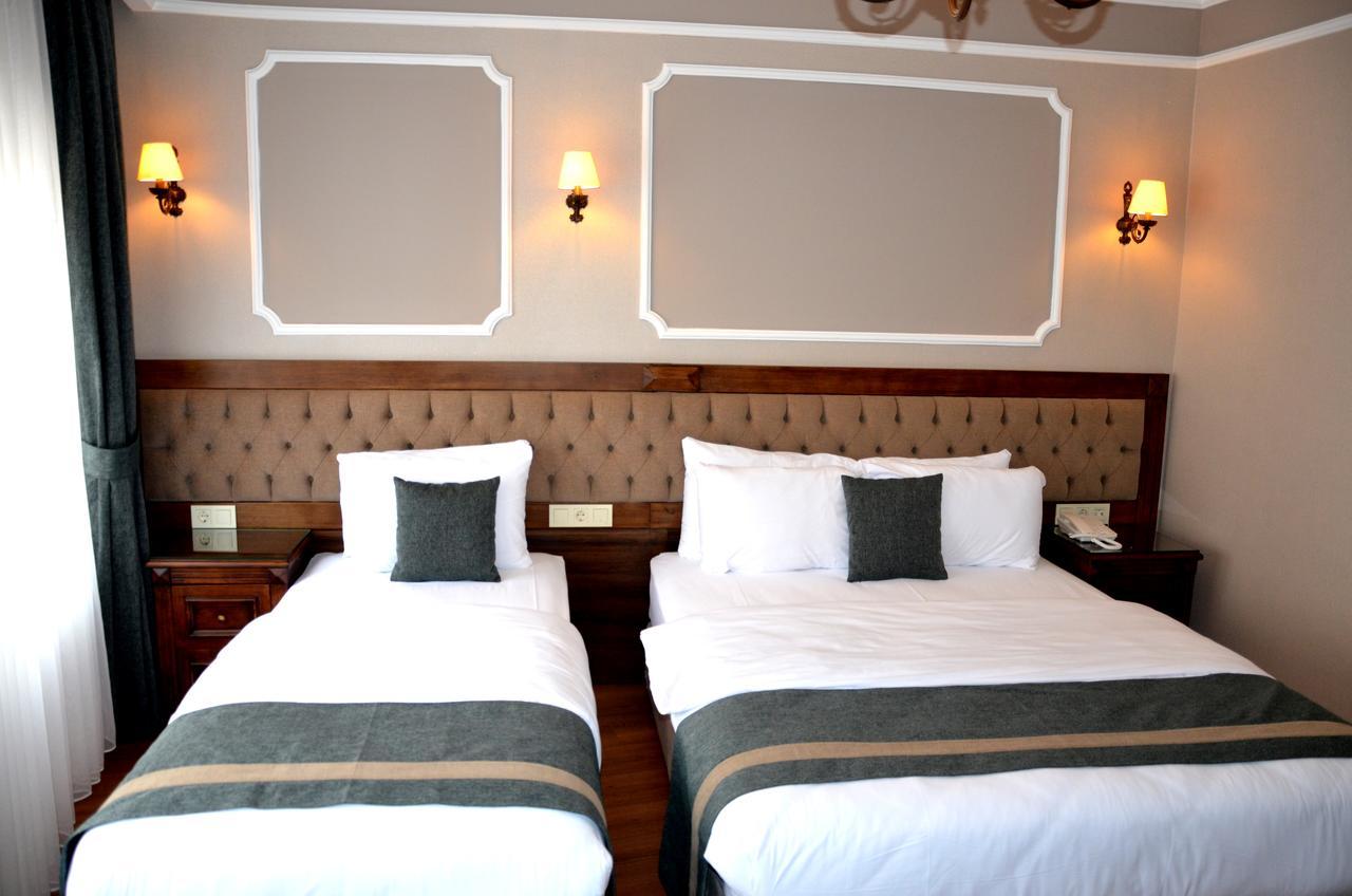 Hotel Ahmet Efendi Konagi Estambul Exterior foto A room at the hotel
