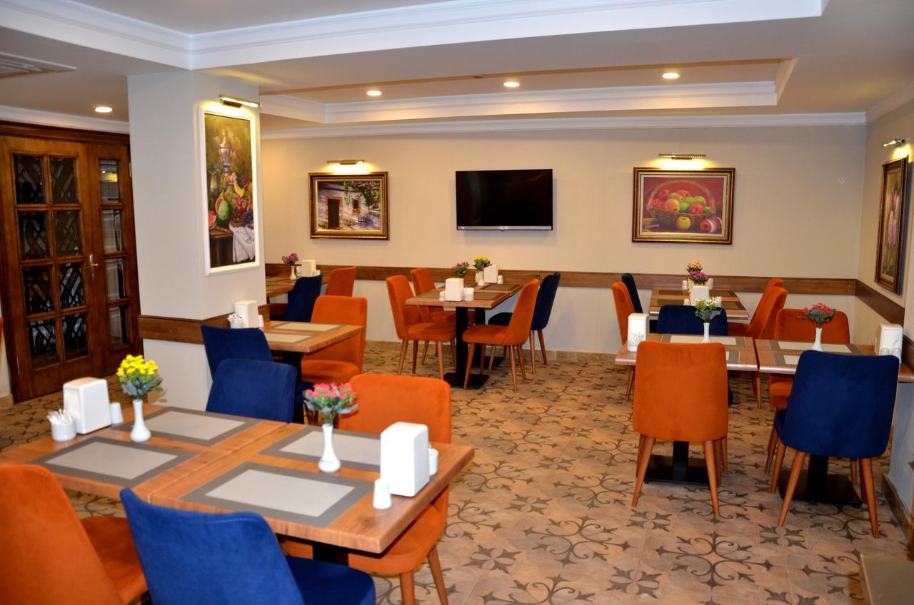 Hotel Ahmet Efendi Konagi Estambul Exterior foto Restaurant