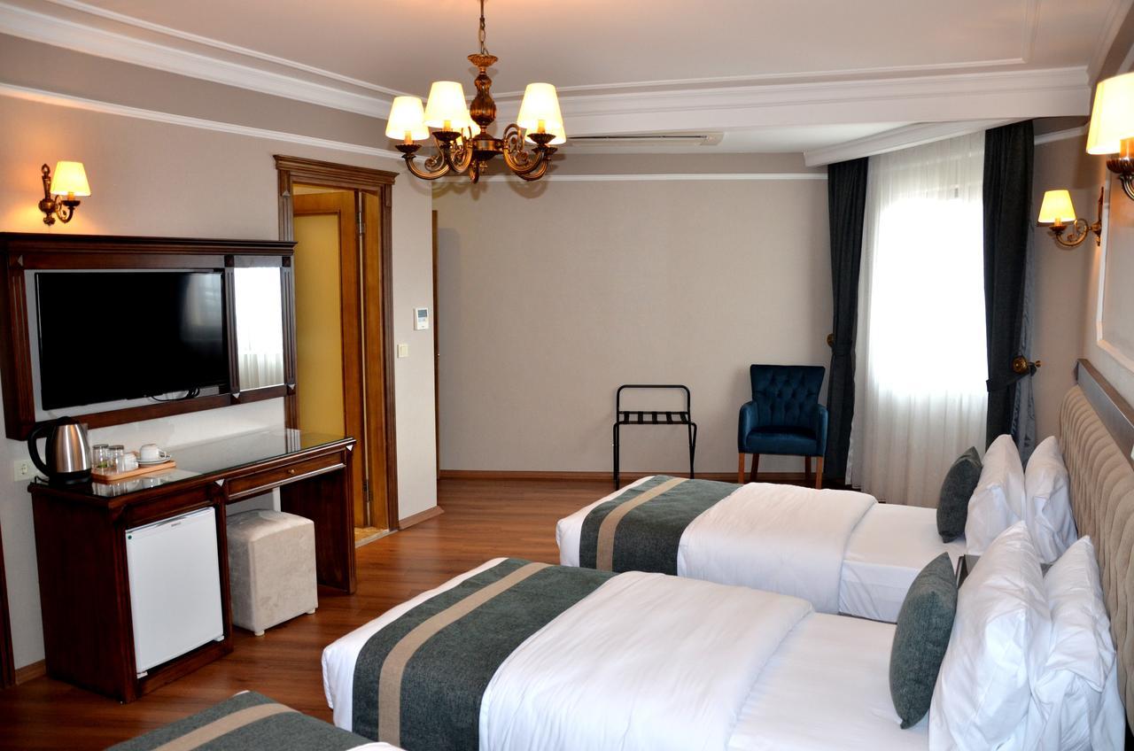 Hotel Ahmet Efendi Konagi Estambul Exterior foto A room at the hotel